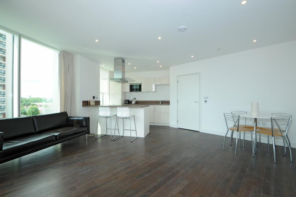 2 bed 1st Floor Flat for rent in Bermondsey. From Kinleigh Folkard & Hayward - Sales - Canada Water