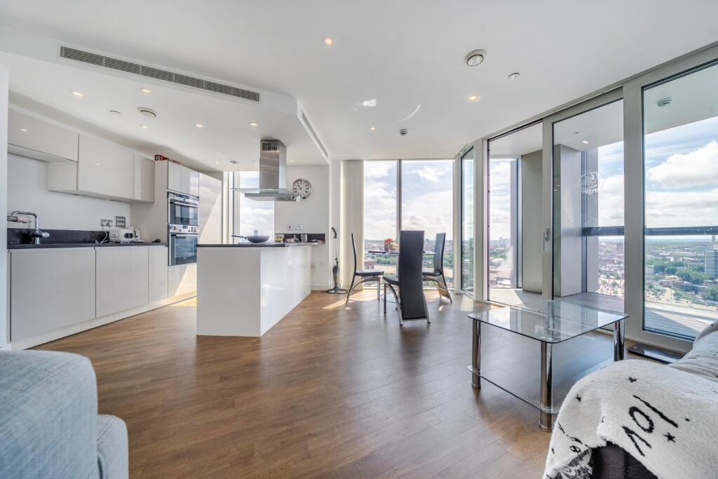 2 bed 1st Floor Flat for rent in Bermondsey. From Kinleigh Folkard & Hayward - Sales - Canada Water