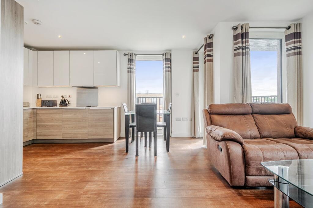 2 bed 1st Floor Flat for rent in London. From Kinleigh Folkard & Hayward - Sales - Canada Water 2 bed 1st Floor Flat for rent in London. From Kinleigh Folkard & Hayward - Sales - Canada Water
