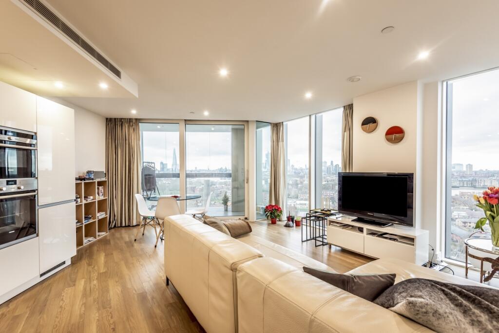 2 bed 1st Floor Flat for rent in Bermondsey. From Kinleigh Folkard & Hayward - Sales - Canada Water