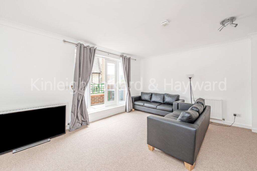 2 bed 1st Floor Flat for rent in London. From Kinleigh Folkard & Hayward - Sales - Marylebone