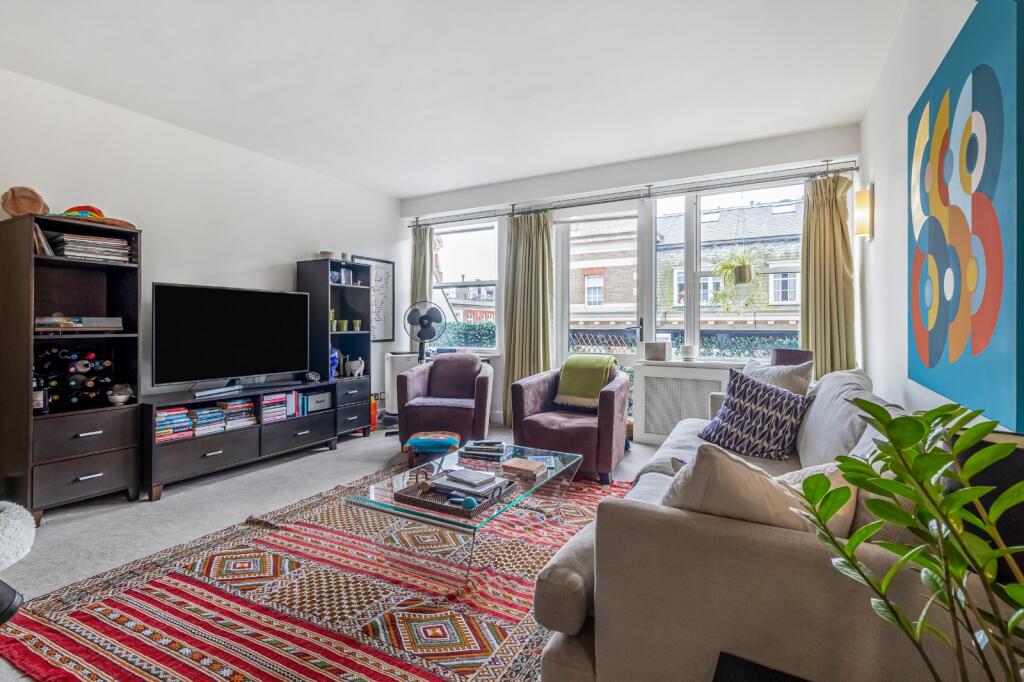 3 bed 1st Floor Flat for rent in London. From Kinleigh Folkard & Hayward - Sales - Marylebone 3 bed 1st Floor Flat for rent in London. From Kinleigh Folkard & Hayward - Sales - Marylebone