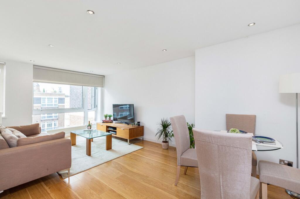 1 bed 1st Floor Flat for rent in London. From Kinleigh Folkard & Hayward - Sales - Marylebone