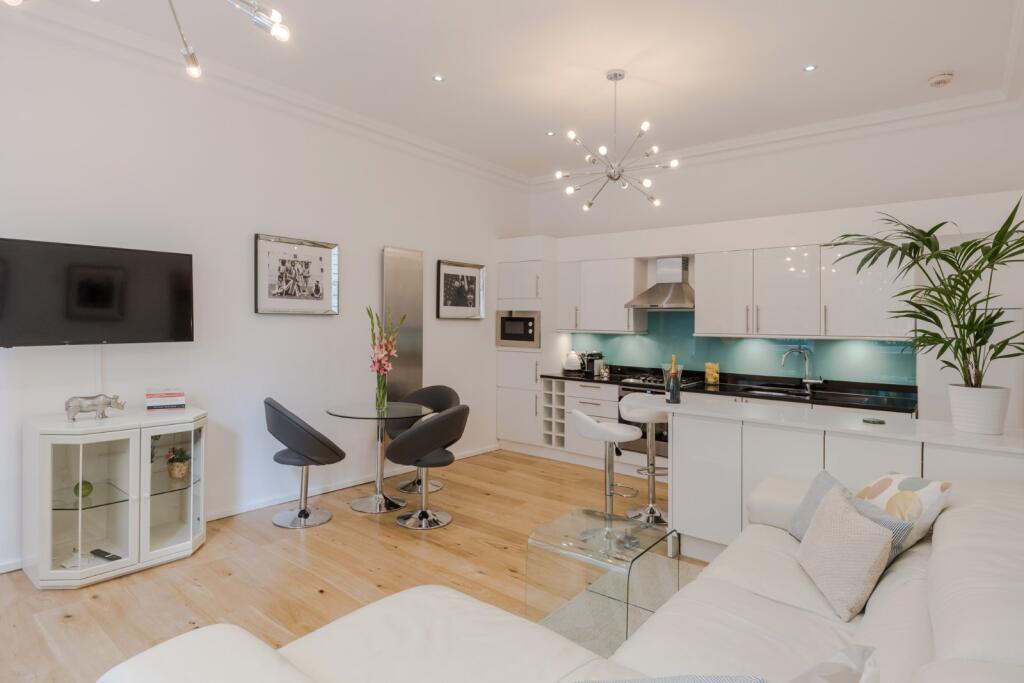 3 bed Detached for rent in Paddington. From Kinleigh Folkard & Hayward - Sales - Marylebone 3 bed Detached for rent in Paddington. From Kinleigh Folkard & Hayward - Sales - Marylebone