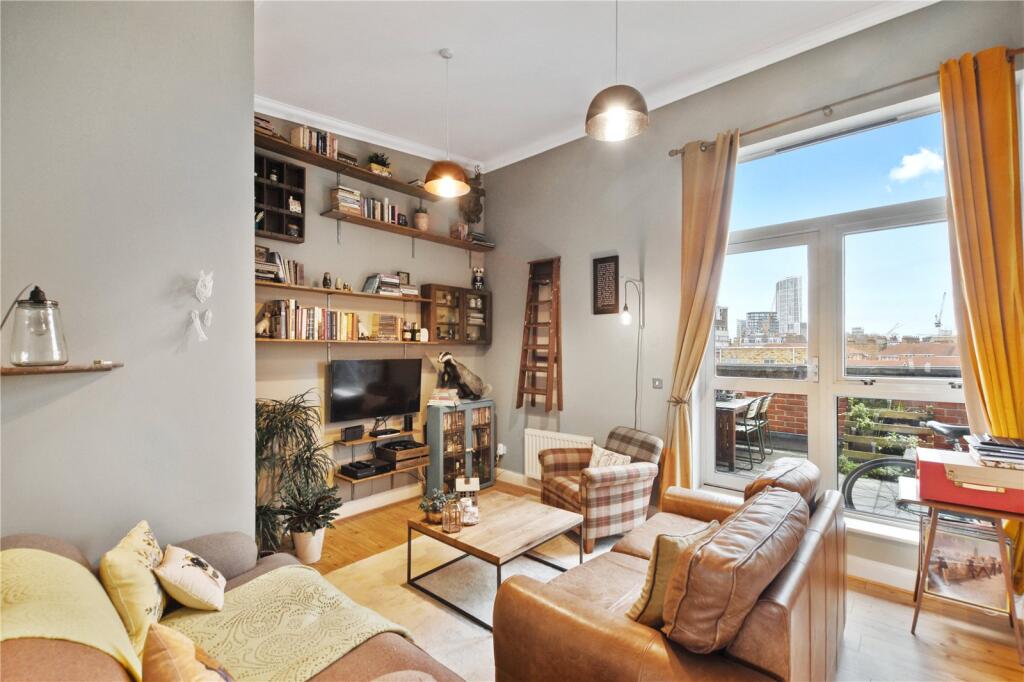 3 bed 1st Floor Flat for rent in London. From Keatons - Bow 3 bed 1st Floor Flat for rent in London. From Keatons - Bow