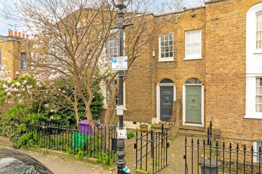 2 bed Detached for rent in Bow. From Keatons - Bow