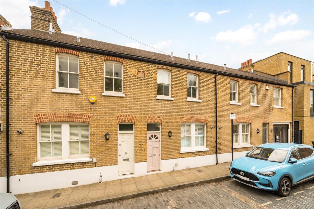 3 bed Mid Terraced House for rent in Bow. From Keatons - Bow