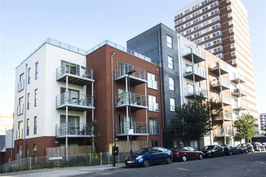 2 bed 1st Floor Flat for rent in Bow. From Keatons - Bow 2 bed 1st Floor Flat for rent in Bow. From Keatons - Bow