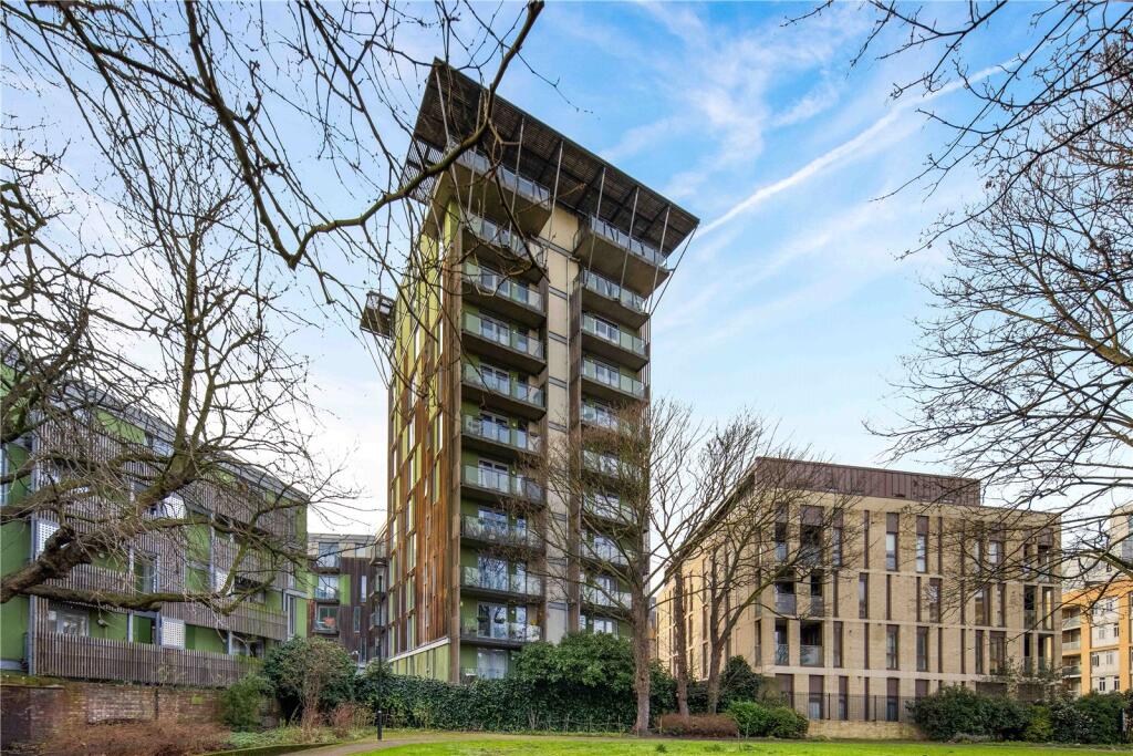 2 bed 1st Floor Flat for rent in Poplar. From Keatons - Bow 2 bed 1st Floor Flat for rent in Poplar. From Keatons - Bow