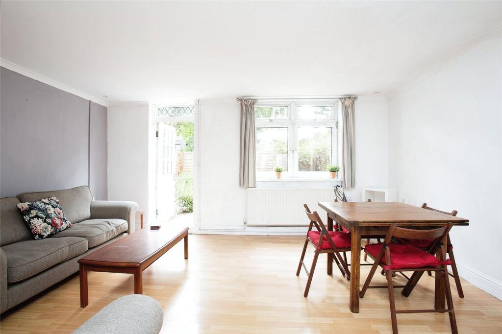3 bed Annexe for rent in London. From Keatons - Bow