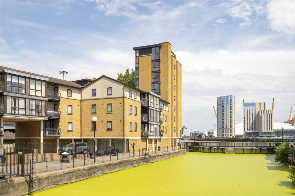 2 bed 1st Floor Flat for rent in London. From Keatons - Bow