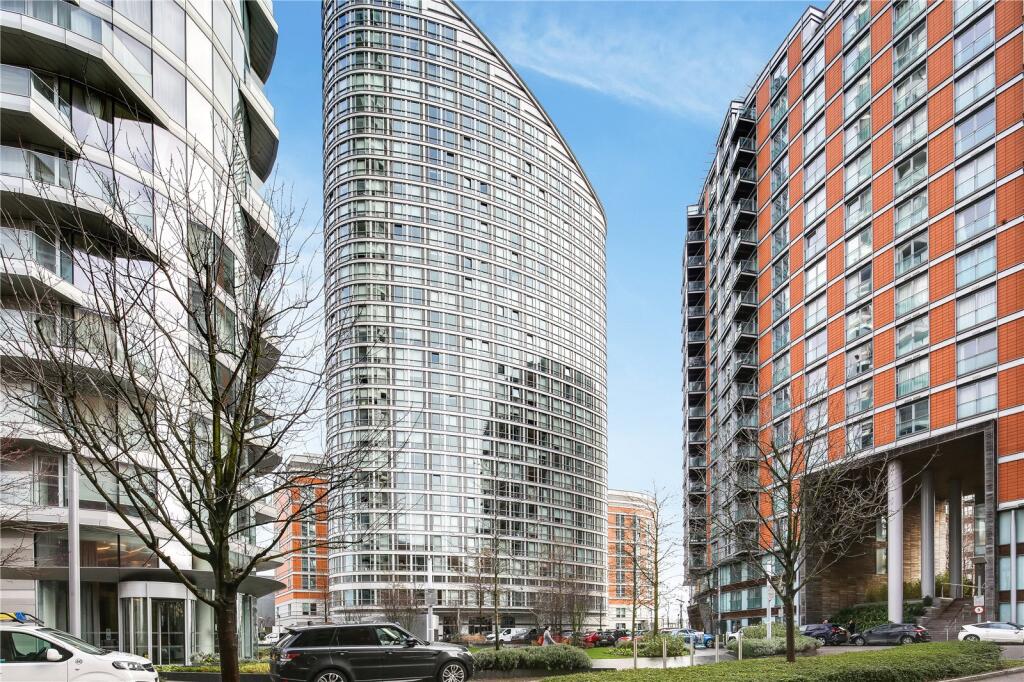 4 bed 1st Floor Flat for rent in London. From Keatons - Bow 4 bed 1st Floor Flat for rent in London. From Keatons - Bow