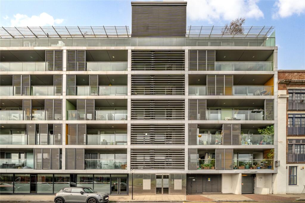 2 bed 1st Floor Flat for rent in London. From Keatons - Bow
