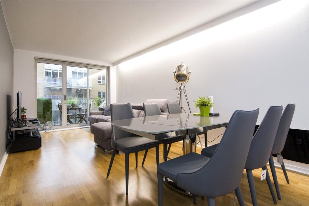 1 bed 1st Floor Flat for rent in London. From Keatons - Bow