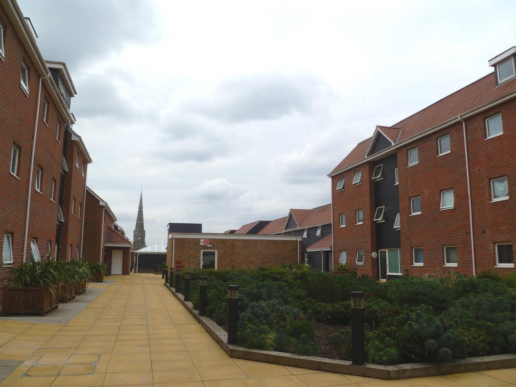 2 bed 1st Floor Flat for rent in Romford. From Hilbery Chaplin Residential - Havering - Sales