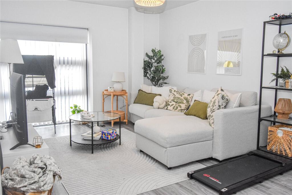 1 bed Apartment for rent in Newbury. From Jones Robinson - Newbury