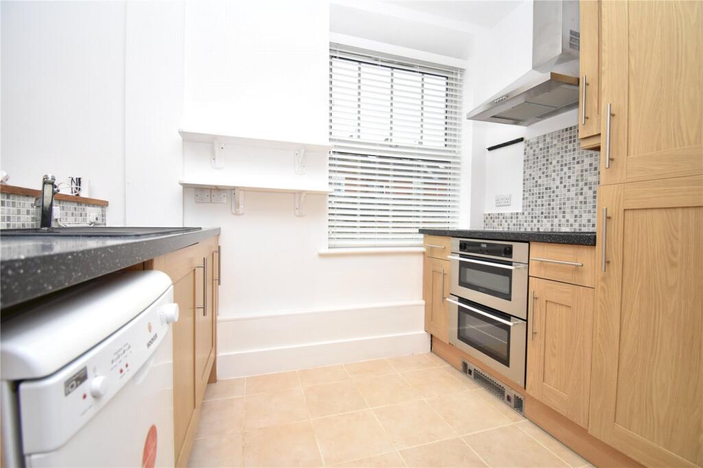 2 bed Apartment for rent in Newbury. From Jones Robinson - Newbury 2 bed Apartment for rent in Newbury. From Jones Robinson - Newbury