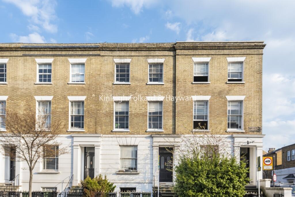 3 bed Maisonette for rent in Camberwell. From Kinleigh Folkard & Hayward