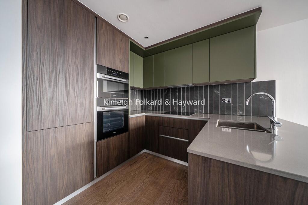 3 bed Not Specified for rent in London. From Kinleigh Folkard & Hayward - Sales - Kennington
