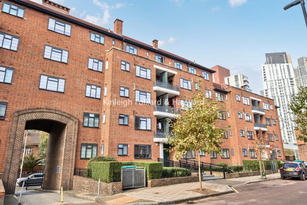 2 bed 1st Floor Flat for rent in London. From Kinleigh Folkard & Hayward - Sales - Kennington 2 bed 1st Floor Flat for rent in London. From Kinleigh Folkard & Hayward - Sales - Kennington