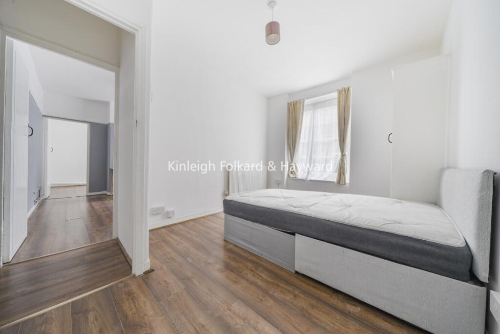 2 bed 1st Floor Flat for rent in London. From Kinleigh Folkard & Hayward - Sales - Kennington
