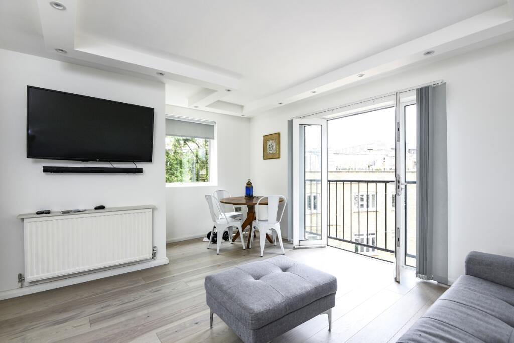 2 bed 1st Floor Flat for rent in London. From Kinleigh Folkard & Hayward - Sales - Kennington