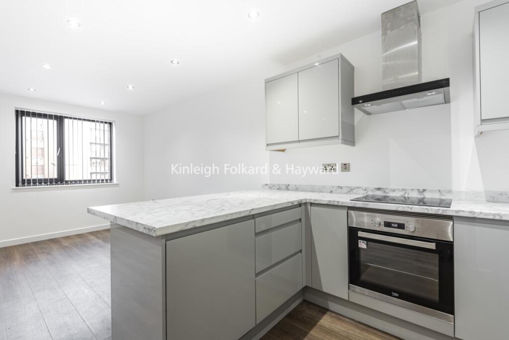 0 bed 1st Floor Flat for rent in London. From Kinleigh Folkard & Hayward - Sales - Kennington