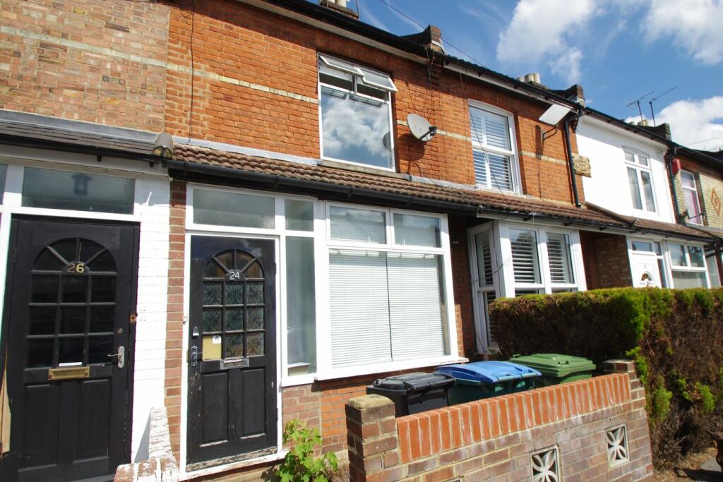 2 bed Mid Terraced House for rent in Watford. From Marshall Vizard