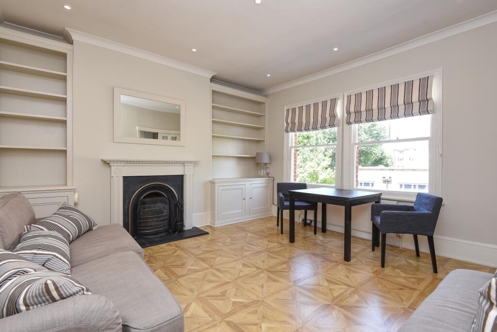 1 bed 1st Floor Flat for rent in Wandsworth. From Kinleigh Folkard & Hayward - Lettings - Earlsfield