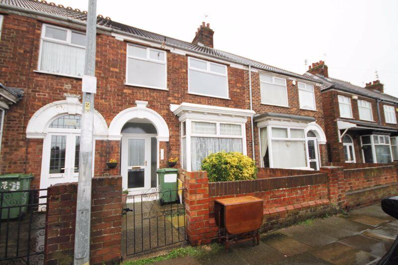 3 bed Mid Terraced House for rent in Cleethorpes. From Crofts Estate Agents - Cleethorpes