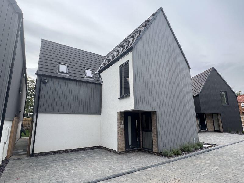 4 bed Detached for rent in New Waltham. From Crofts Estate Agents - Cleethorpes