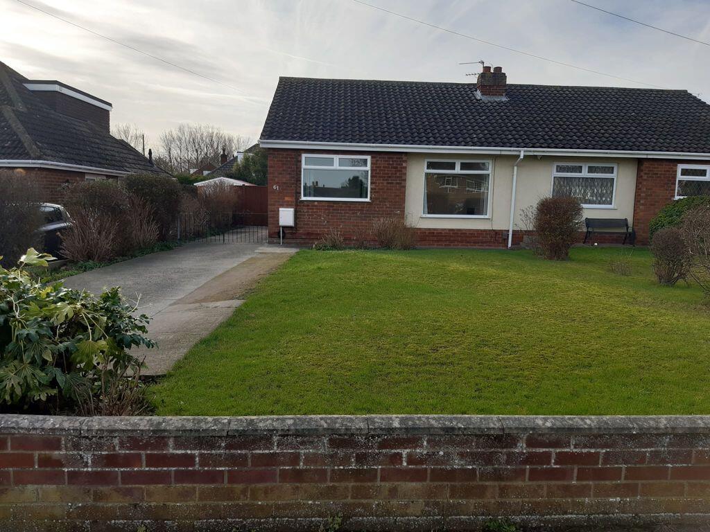 2 bed Bungalow for rent in Holton le Clay. From Crofts Estate Agents - Cleethorpes