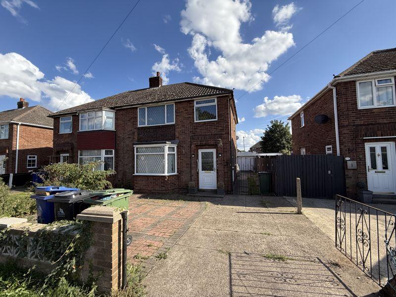 3 bed Semi Detached for rent in Immingham. From Crofts Estate Agents - Immingham