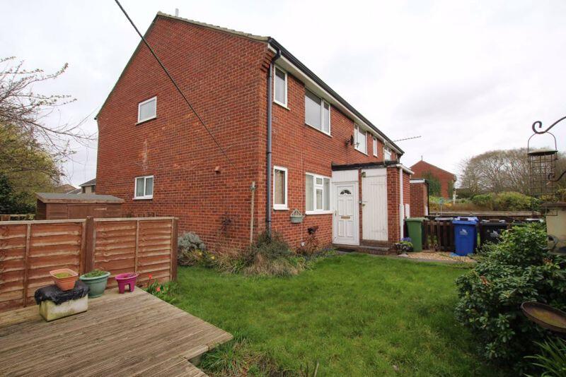 1 bed House (unspecified) for rent in Immingham. From Crofts Estate Agents - Immingham 1 bed House (unspecified) for rent in Immingham. From Crofts Estate Agents - Immingham