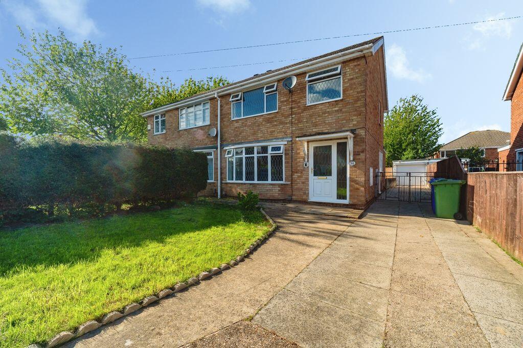 3 bed Semi Detached for rent in Bradley. From Crofts Estate Agents - Immingham