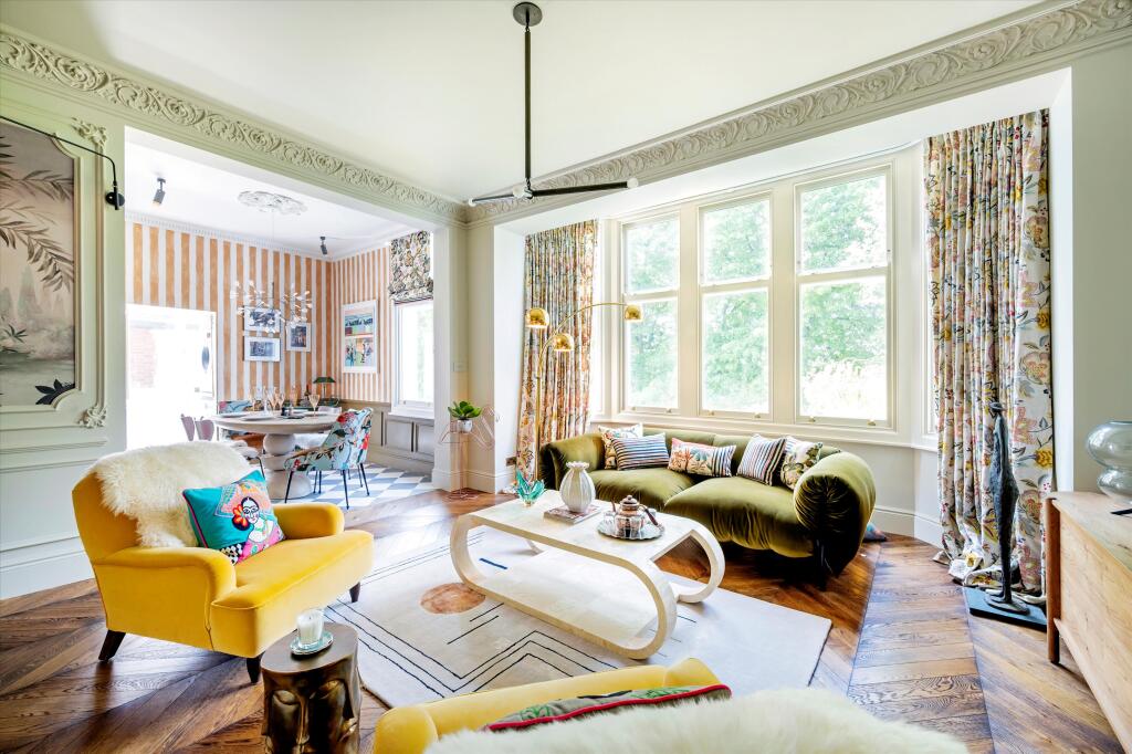 3 bed 1st Floor Flat for rent in Hampstead. From Knight Frank - Hampstead