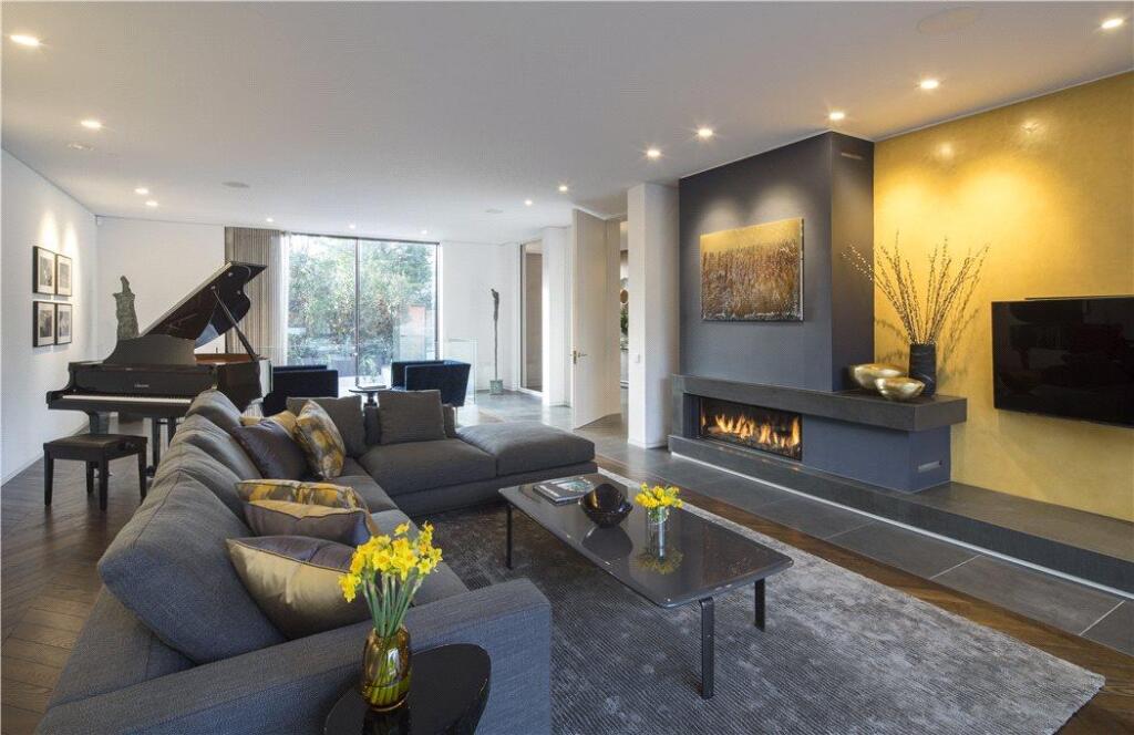 5 bed Detached for rent in London. From Knight Frank - Hampstead