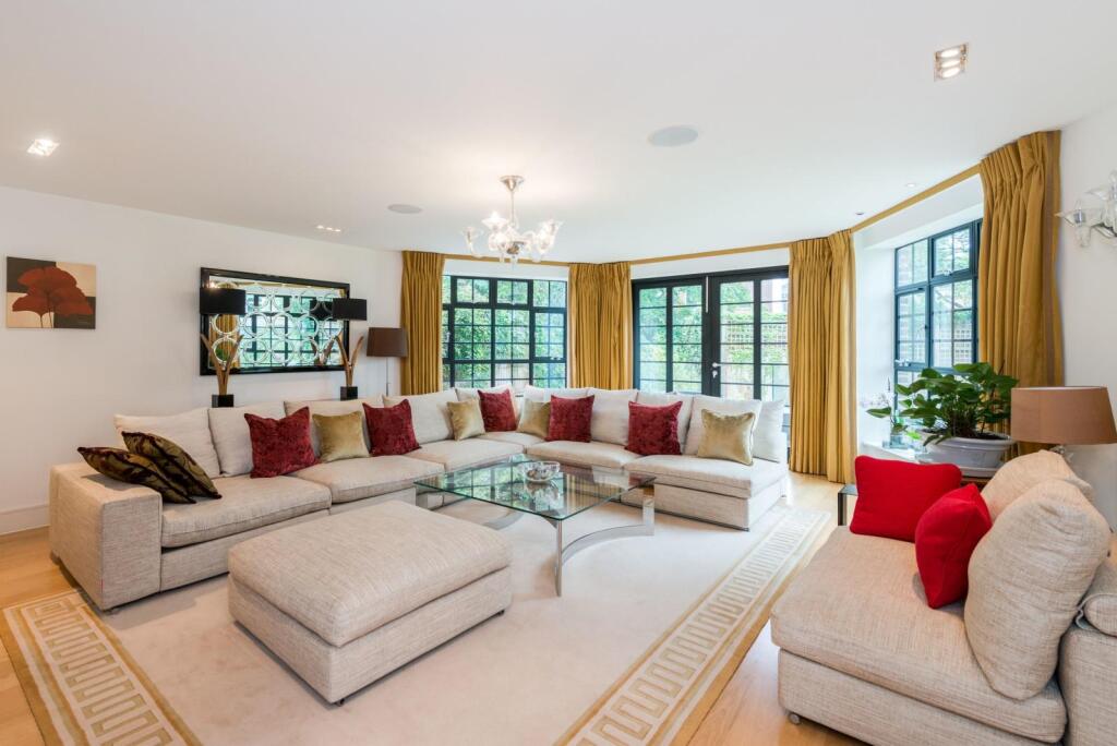 5 bed 1st Floor Flat for rent in London. From Knight Frank - Hampstead