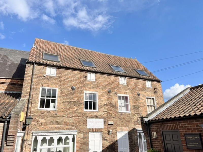 1 bed Apartment for rent in Louth. From Crofts Estate Agents - Louth