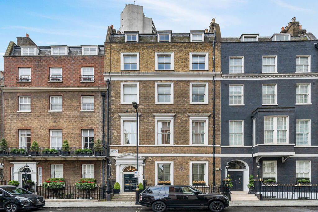 3 bed Apartment for rent in London. From Beauchamp Estates Ltd - New Homes