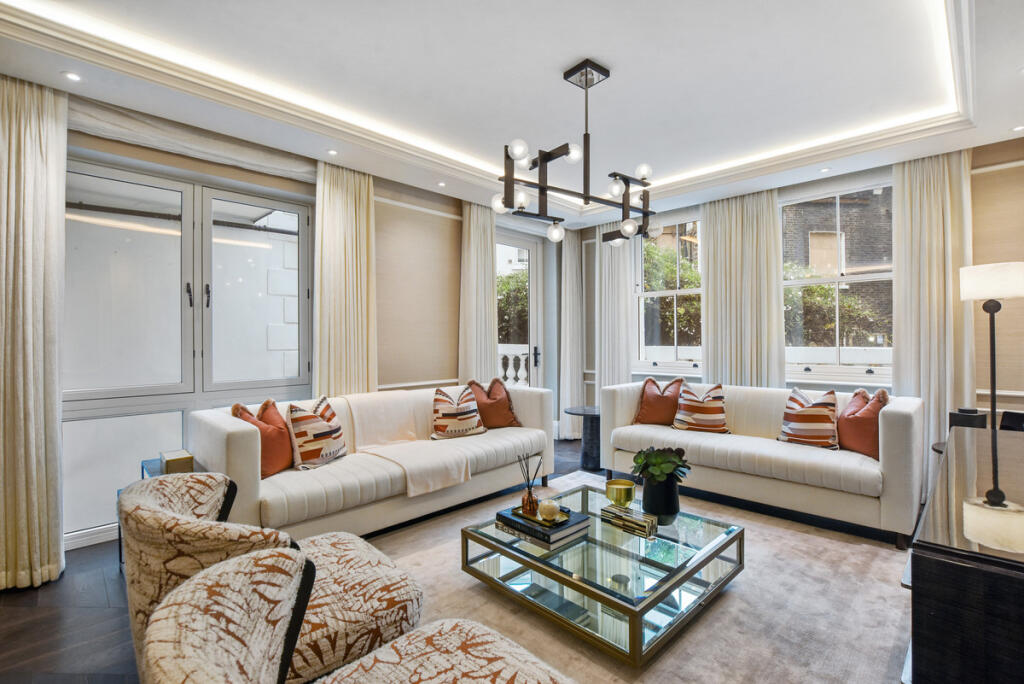 3 bed Apartment for rent in Kensington. From Beauchamp Estates Ltd - New Homes