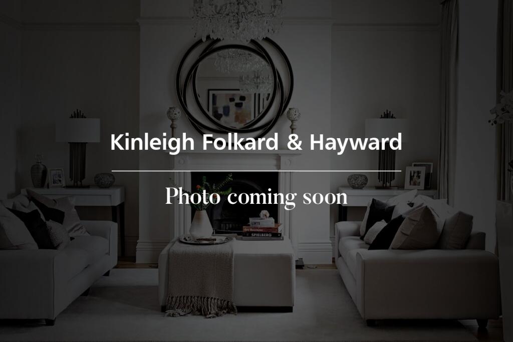 2 bed Mid Terraced House for rent in London. From Kinleigh Folkard & Hayward - Sales - Muswell Hill