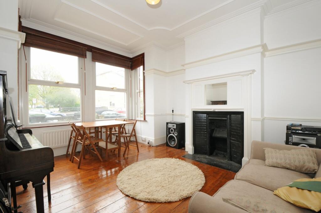 4 bed Detached for rent in Wood Green. From Kinleigh Folkard & Hayward - Sales - Muswell Hill
