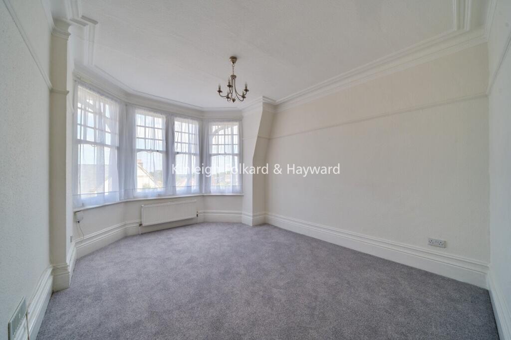 4 bed 1st Floor Flat for rent in London. From Kinleigh Folkard & Hayward - Sales - Muswell Hill