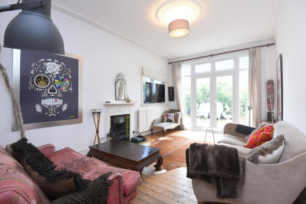 4 bed Detached for rent in Hornsey. From Kinleigh Folkard & Hayward - Sales - Muswell Hill
