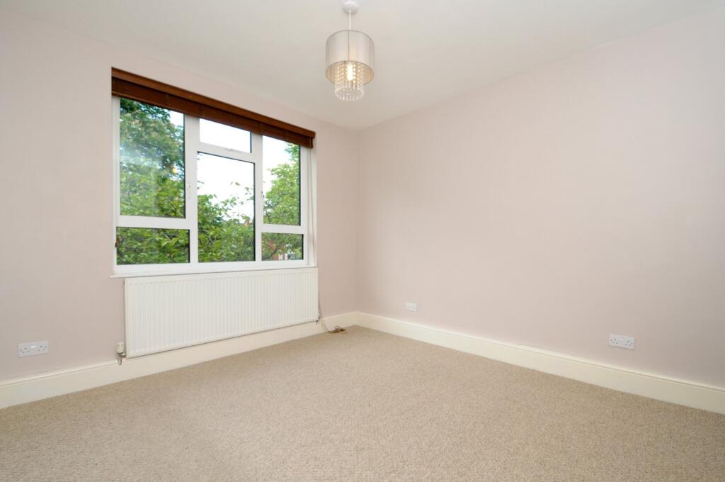 2 bed Not Specified for rent in London. From Kinleigh Folkard & Hayward - Sales - Muswell Hill