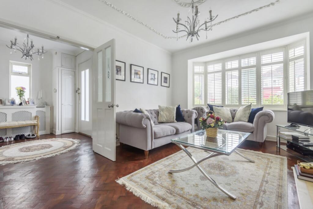 3 bed Detached for rent in London. From Kinleigh Folkard & Hayward - Sales - Muswell Hill