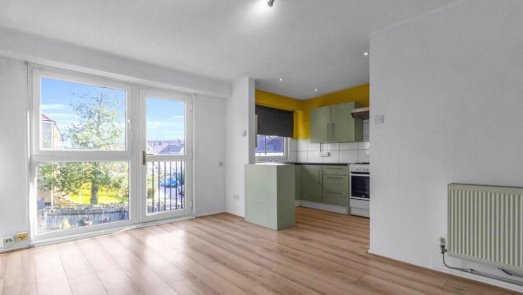 1 bed Annexe for rent in London. From Kinleigh Folkard & Hayward - Sales - Muswell Hill