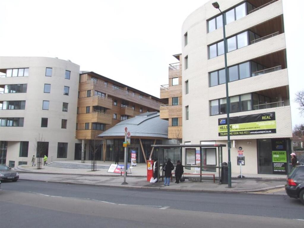 2 bed 1st Floor Flat for rent in Willesden. From Rolfe East - Acton