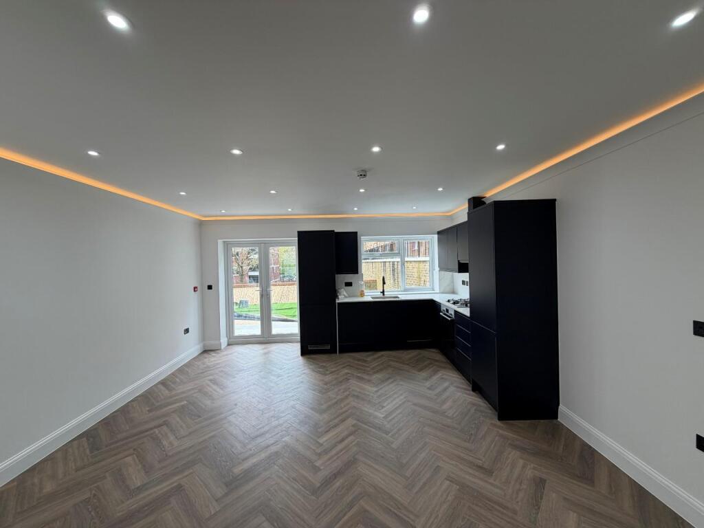 2 bed House (unspecified) for rent in Acton. From Rolfe East - Acton